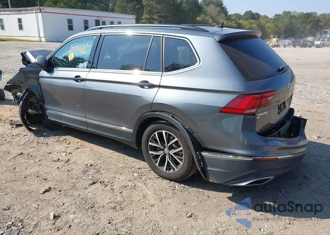2018 Volkswagen Tiguan 2.0T Se/2.0T Sel z USA, uszkodzony, nr VIN 3VV3B7AX7JM218495